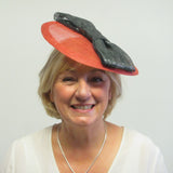 Large disc fascinator with metallic bow