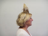 Upward curved fascinator with flower and feathers