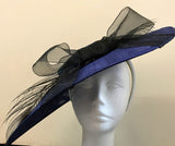 Teardrop hatinator with ribbon and roses