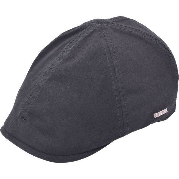 Black soft flat cap with a preformed peak