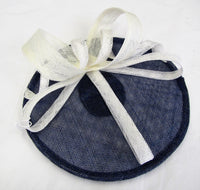 Disc with ribbons and swirl fascinator