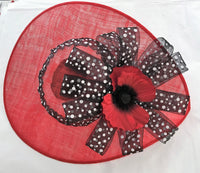 Teardrop hatinator with ribbon and roses