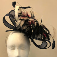 Bow with fringe and coq feathers fascinator